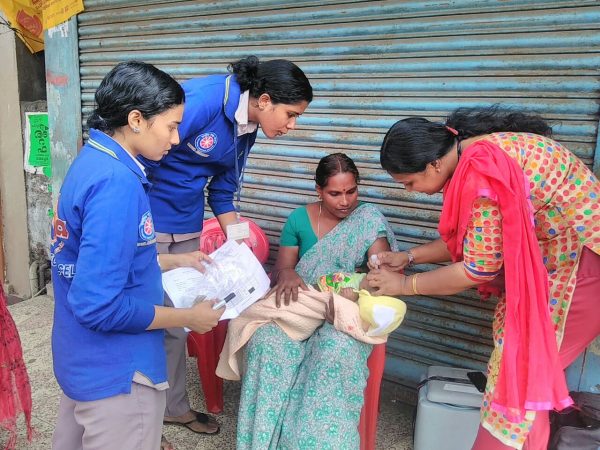 NSS volunteers help Pulse Polio implementation at Kechery