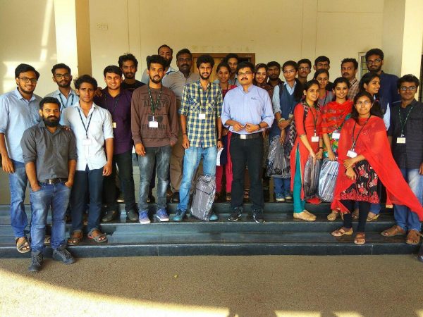 College felicitates Red Hat certified CSE students