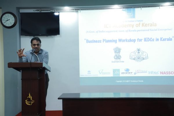 Vidya faculty members attend IEDC Bussiness Plan Workshop