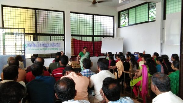 Vidya team holds Science Awareness Programme at Mannamangalam School
