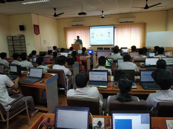 CSI and IE student chapters organise technical session on "Advanced Python and IoT"