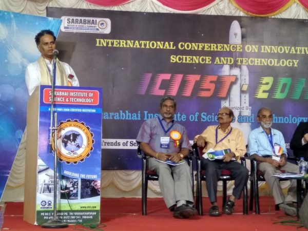 Vidya students present "Closed Drainage Mud Waste Collection Device" in an International Conference
