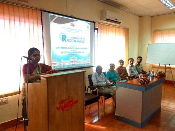 Polytechnic College students attend workshop on R programming in Vidya