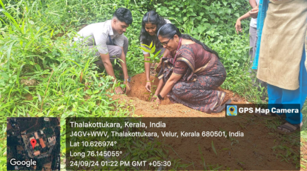 Vidya NSS volunteers plant tree saplings