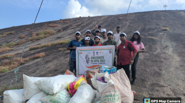 Cleanliness drive at Cheppara Rock Garden by NSS Units