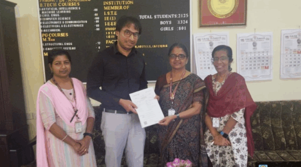 EEE Dept signs MoU with Savix IT Solutions
