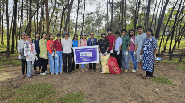 NSS observes Swachhatha Hi Seva with Beach Cleaning Drive at Chavakkad