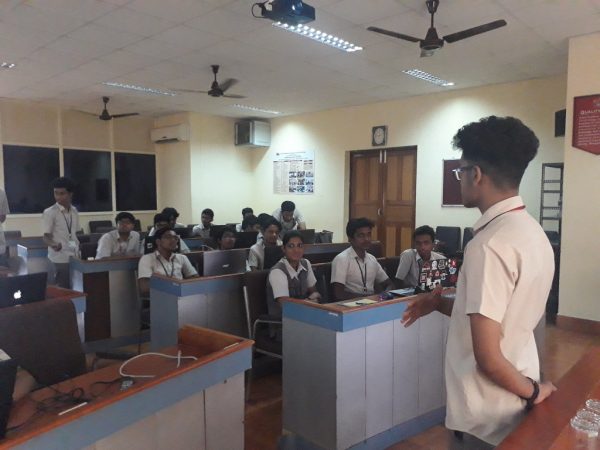 Developer Students Club of Vidya conducts workshop on Android Basics