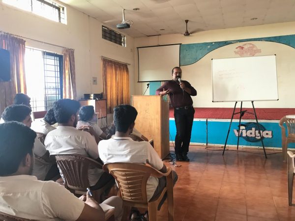 Vidya's ME students learn about services offered by Indian Railways