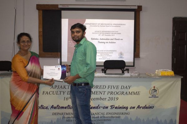 CSE faculty attends five day FDP on Robotics