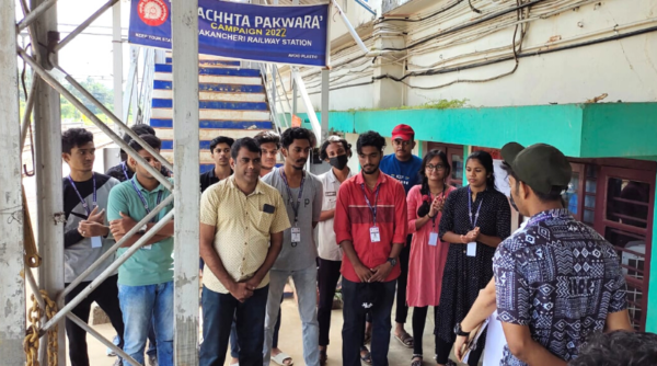 NSS volunteers undertake cleanliness campaign at Wadakkanchery Railway Station