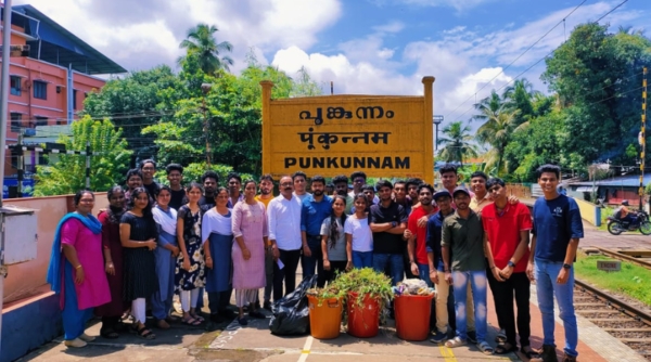 Cleanliness drive at Punkunnam Railway Station by NSS volunteers