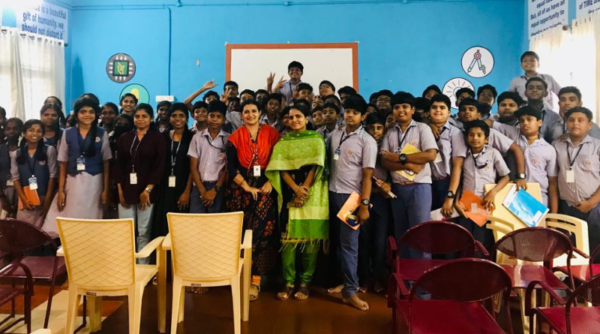 VSEC conducts empowerment session ‘SAS’ at Sree Durga Vilasam HSS, Peramangalam