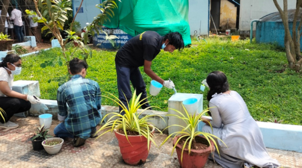 NSS volunteers carry out beautification work of Primary Health Centre, Velur