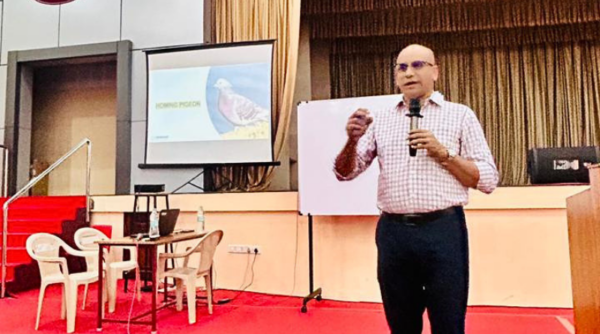 Eminent facilitator Mr. Banarji Bhaskaran ignites a spirit of excellence and continuous growth among Vidya fraternity